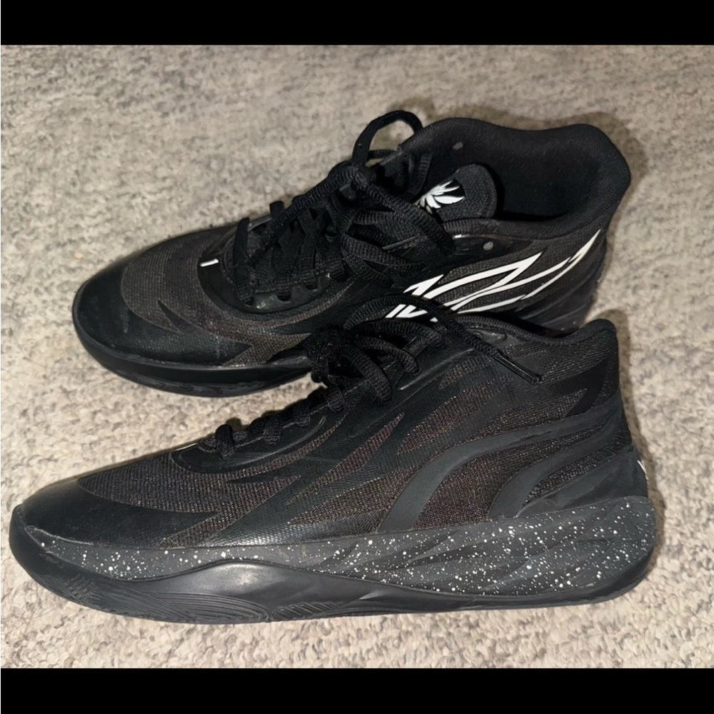 Puma MB.02 Oreo Size 9 Men’s LaMelo Ball Black White Sneakers